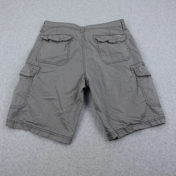 Unionbay Mens 34 Cargo Shorts Size 34 Gray Skater Y2k Grunge Baggy Outdoor Camp‎ - Picture 3 of 6
